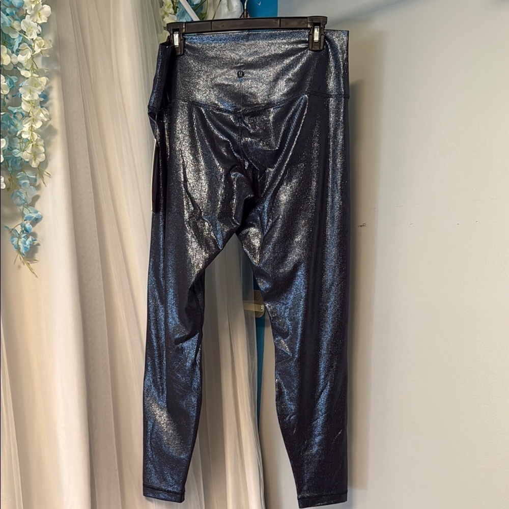 NWT lululemon align high rise ribbed shine leggings 28”​ - Picture 3 of 3